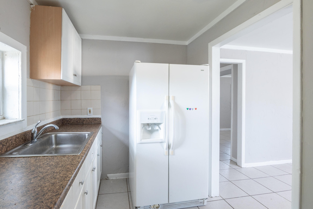 1104 22nd Street - Photo 9