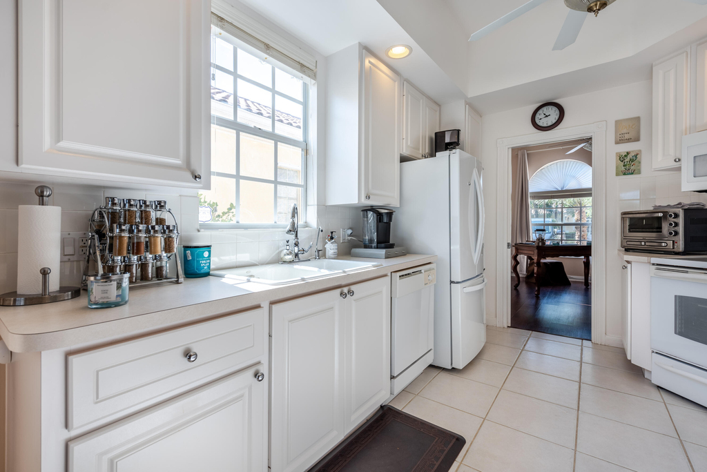 8159 Nevis Place - Photo 14