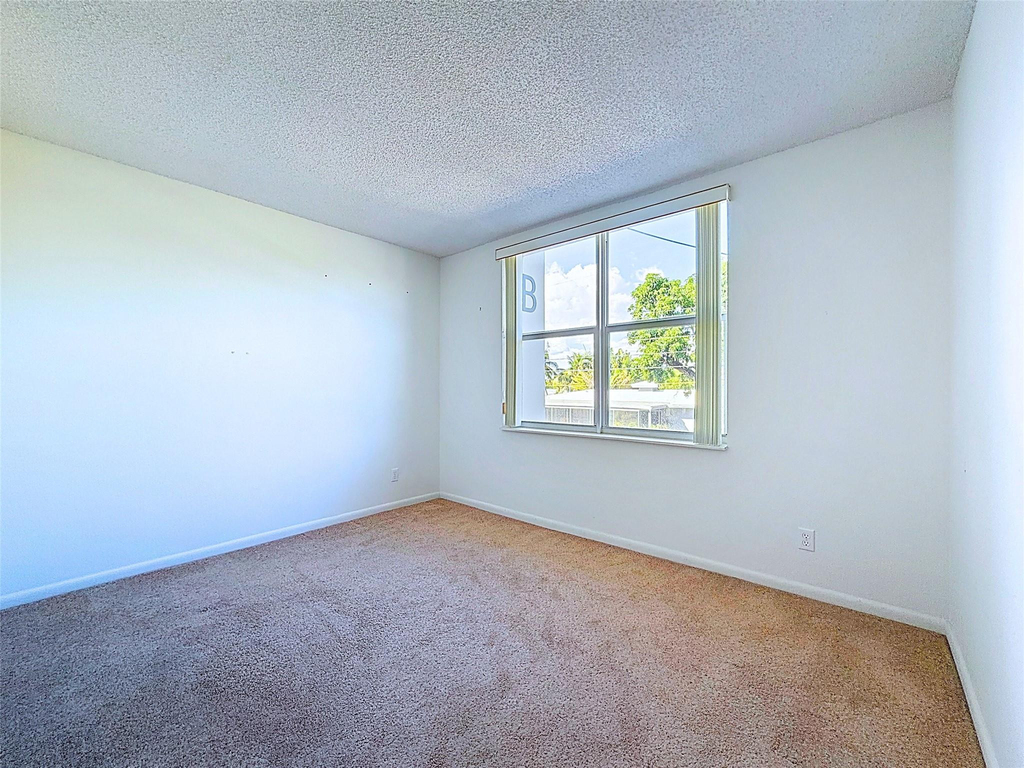 4025 N Federal Highway - Photo 14