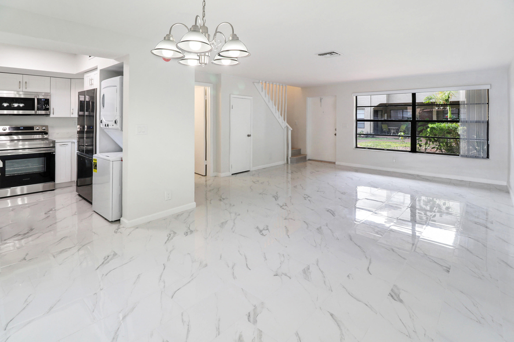 2590 Coral Springs Drive - Photo 8