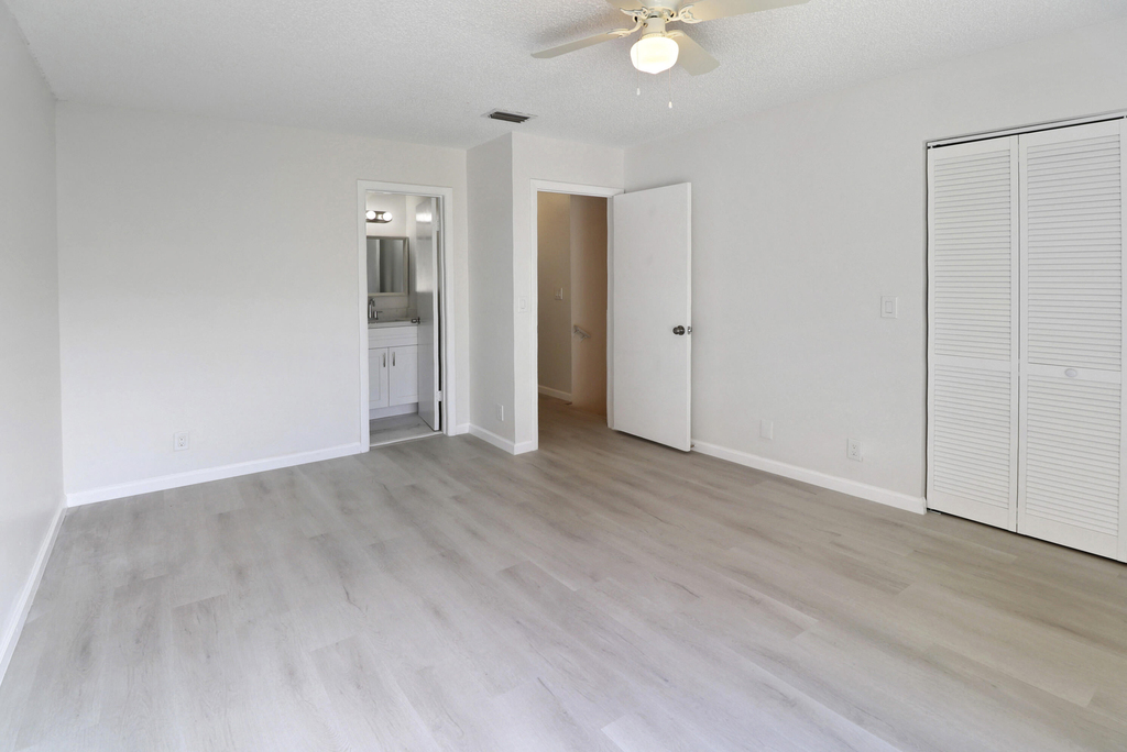 2590 Coral Springs Drive - Photo 15