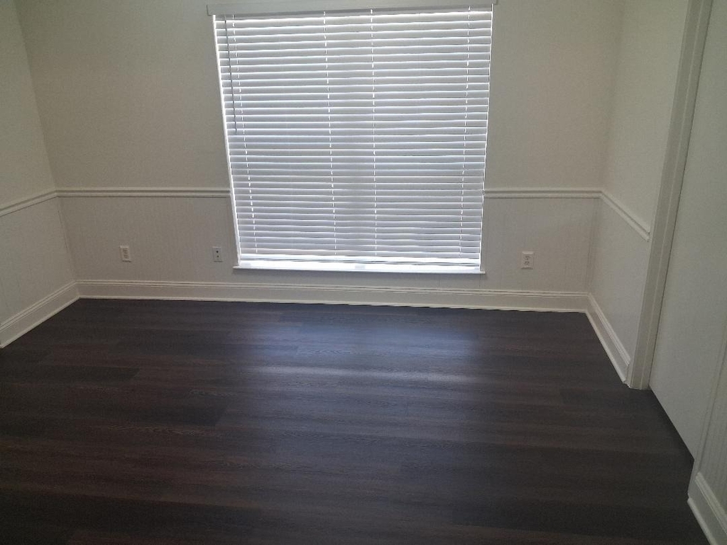 1123 Greenview Lane - Photo 4