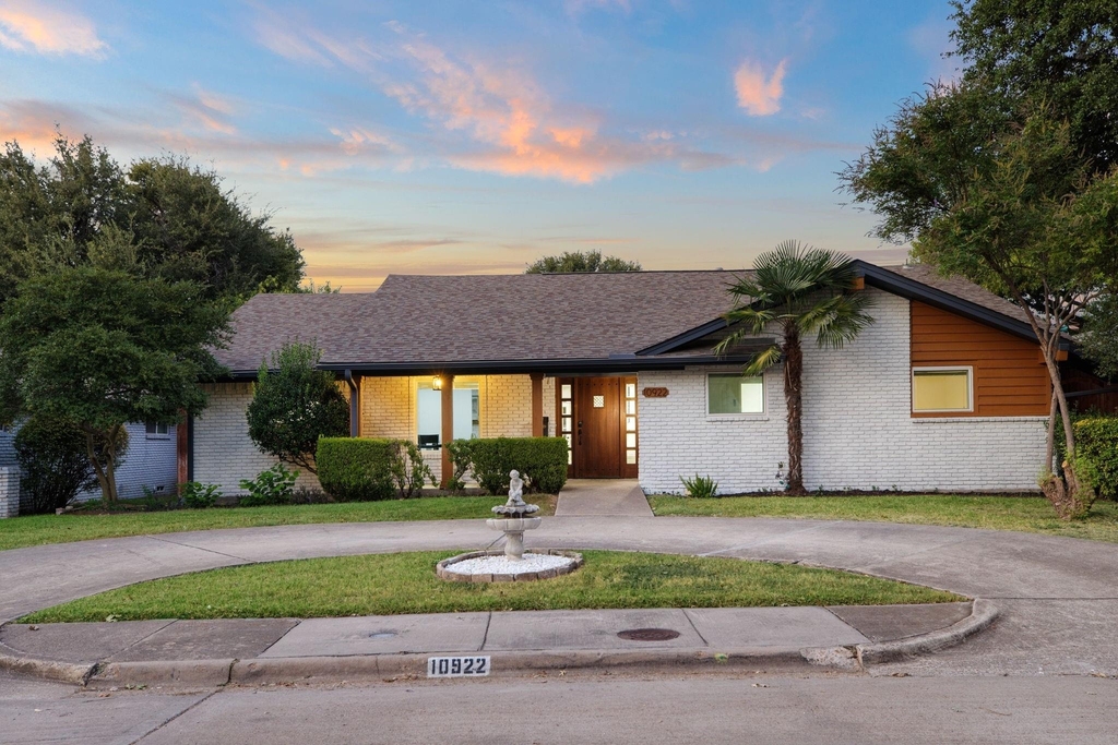 10922 Ferndale Road - Photo 2