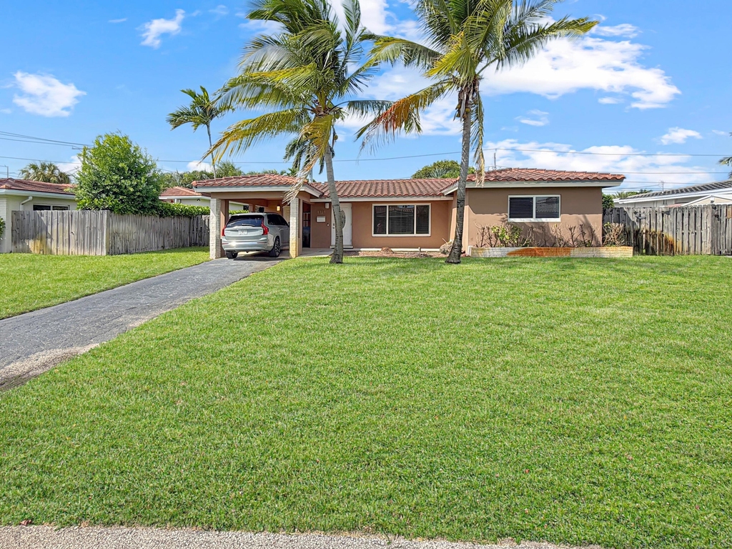 1321 Ne 46th Street - Photo 0