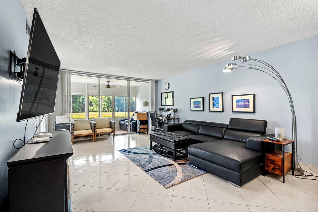 3151 S Palm Aire Drive - Photo 5