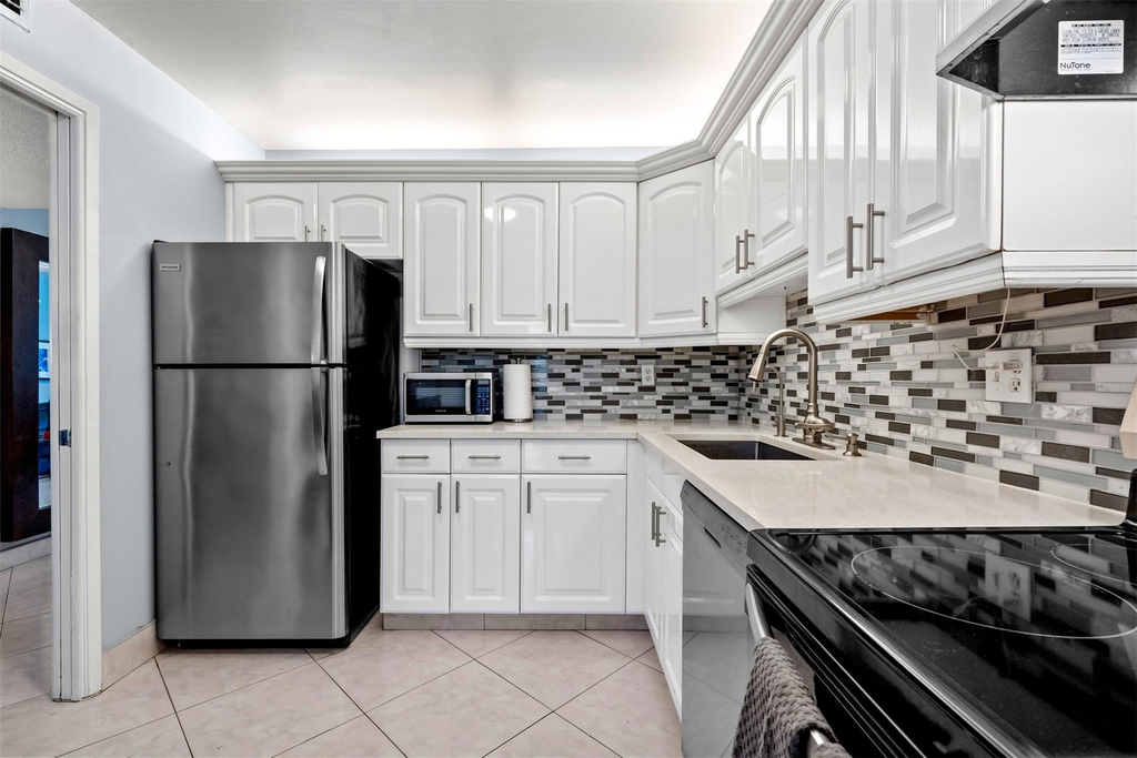 3151 S Palm Aire Drive - Photo 11