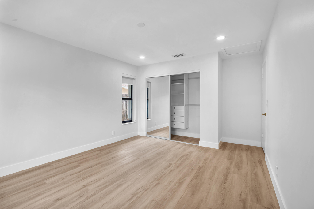 8411 Sw 57th Street - Photo 27