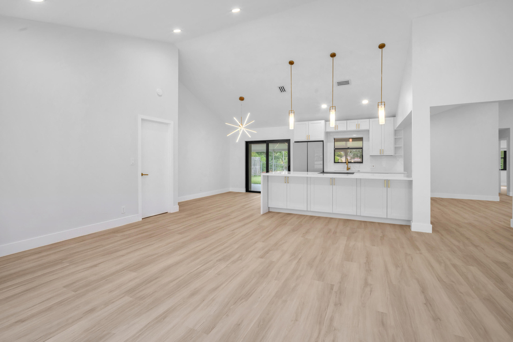 8411 Sw 57th Street - Photo 11