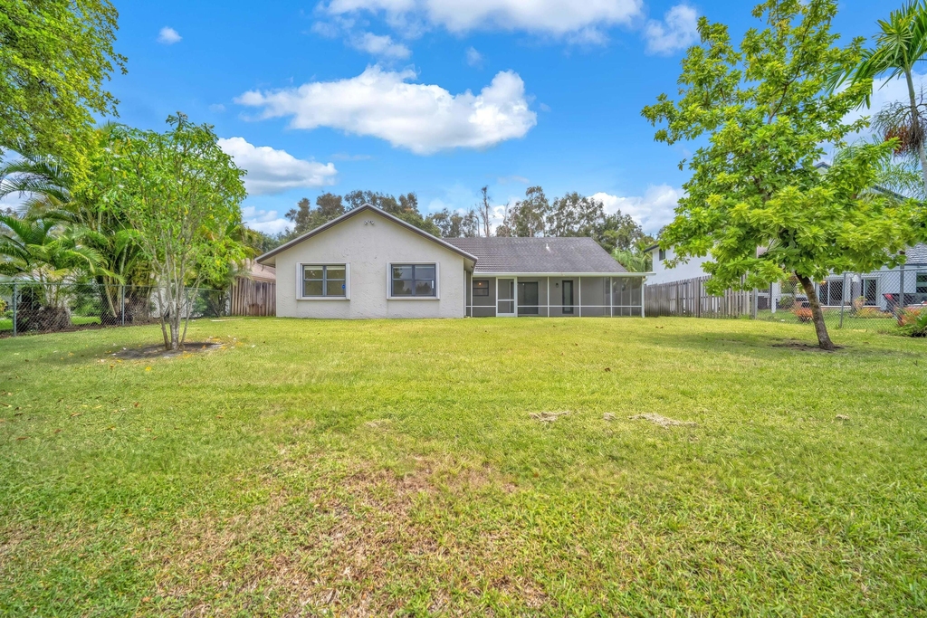 8411 Sw 57th Street - Photo 38