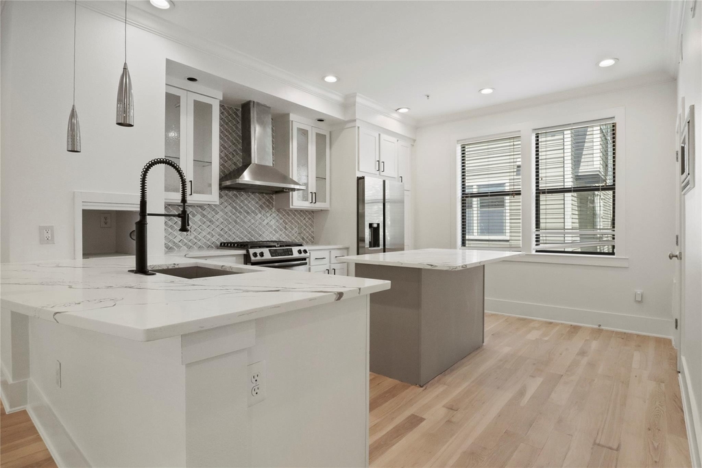 6346 Oriole Drive - Photo 9