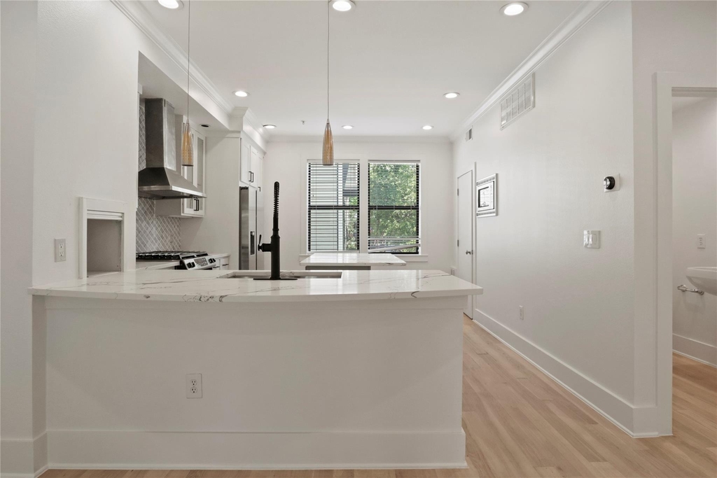6346 Oriole Drive - Photo 8