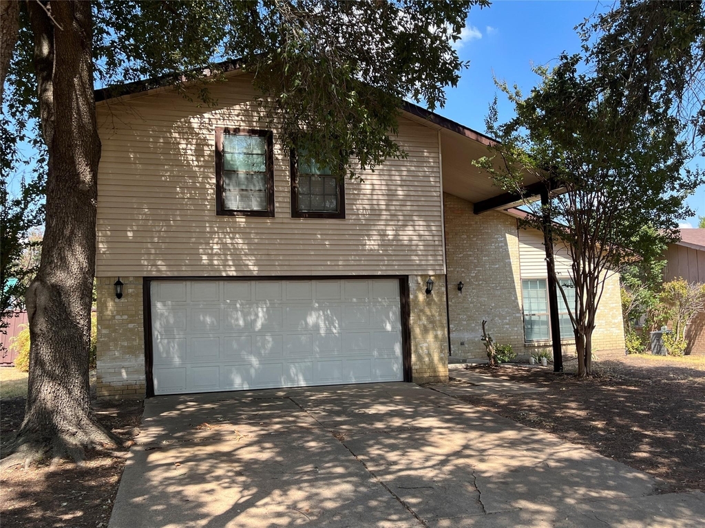1707 Aurora Drive - Photo 0