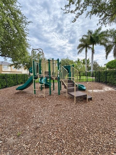 1571 Se Hampshire Way - Photo 14