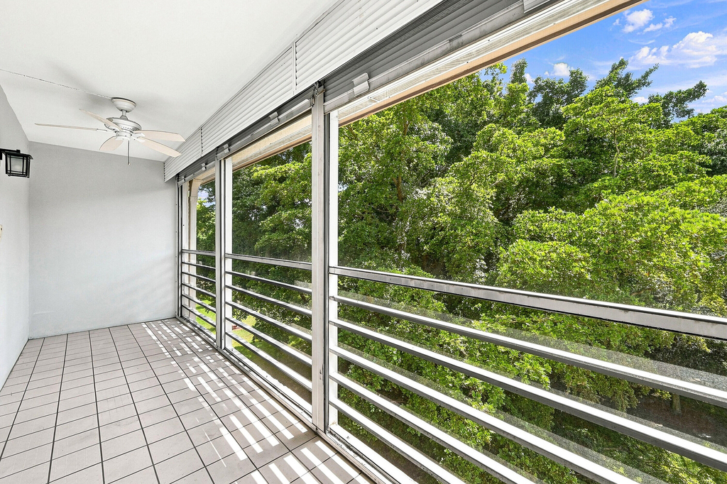 2404 Antigua Circle - Photo 23