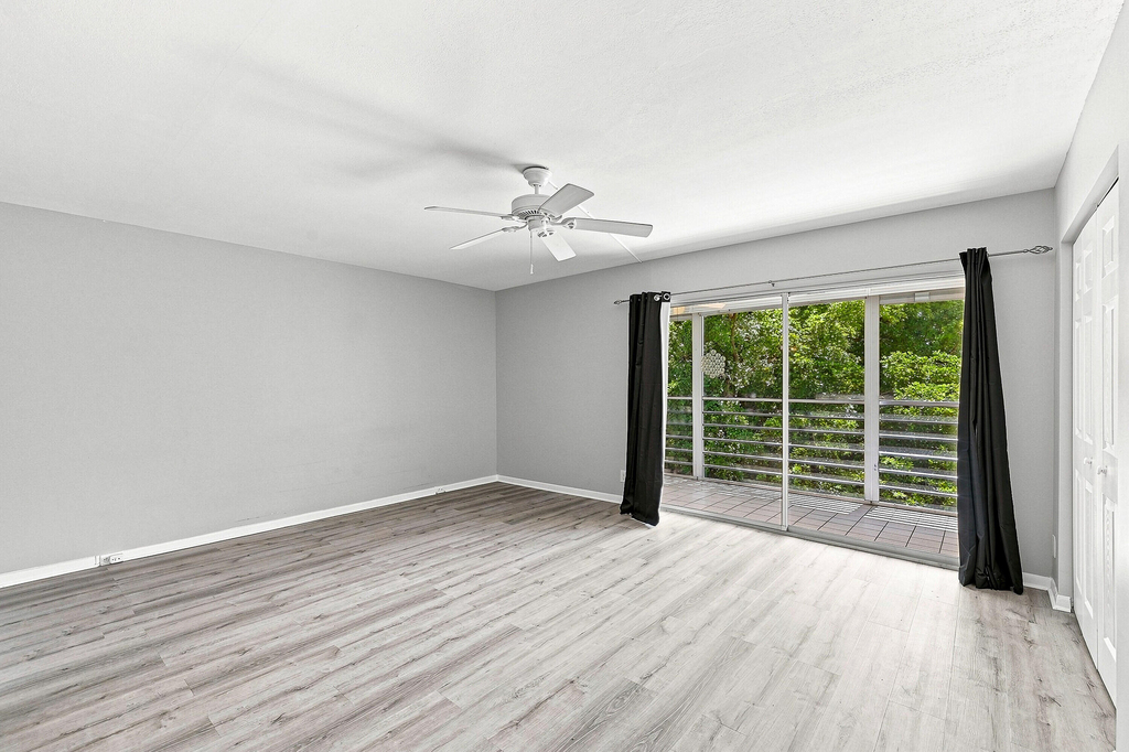 2404 Antigua Circle - Photo 16