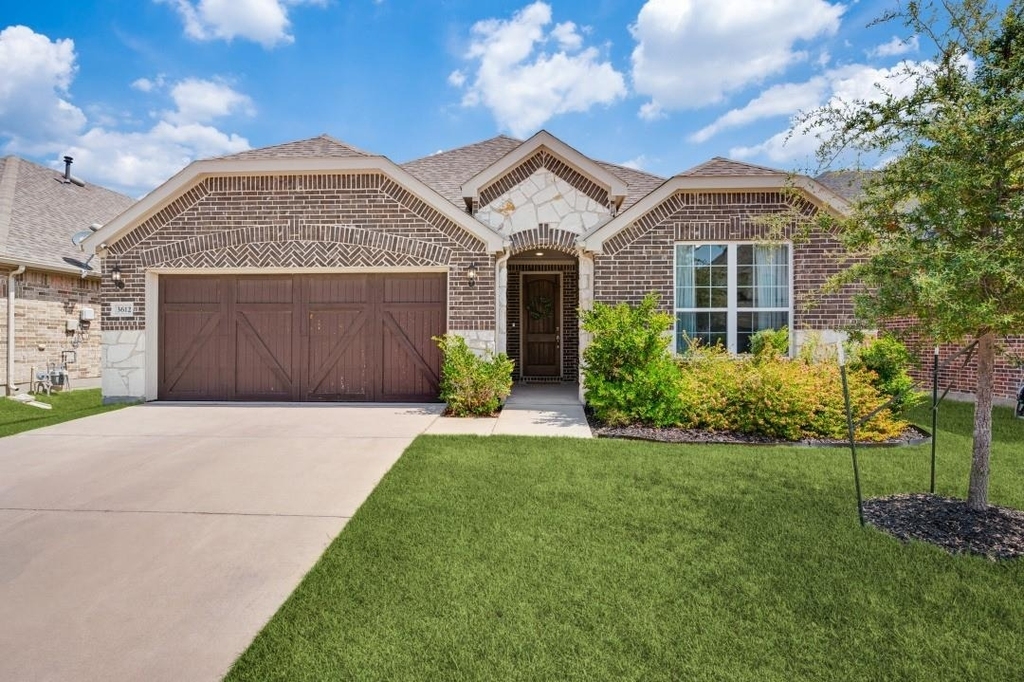 3612 Lillian Court - Photo 0