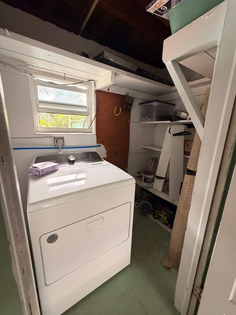175 E 24th Street - Photo 23