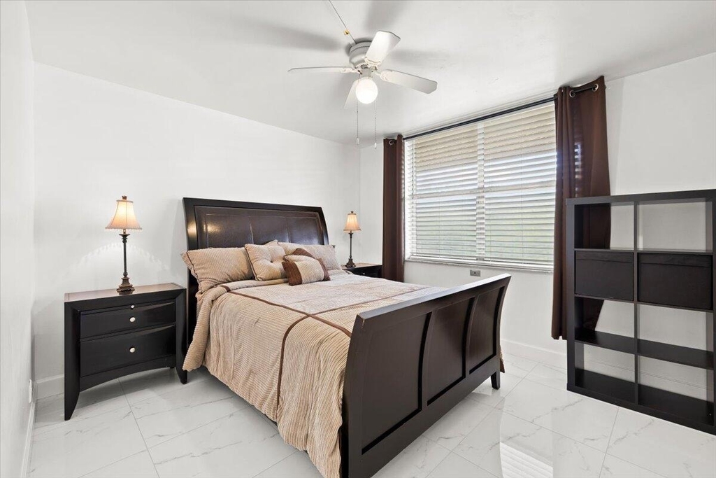 4550 Nw 18th Avenue - Photo 21