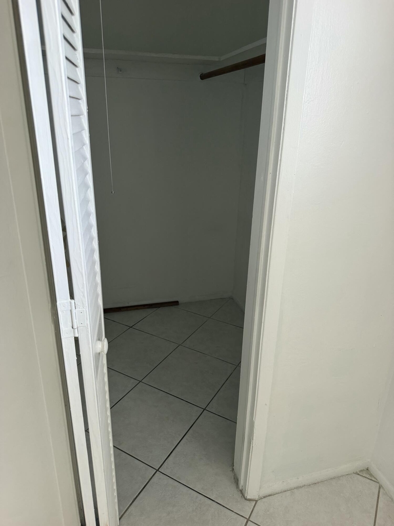 1816 E Oakland Park Boulevard - Photo 5