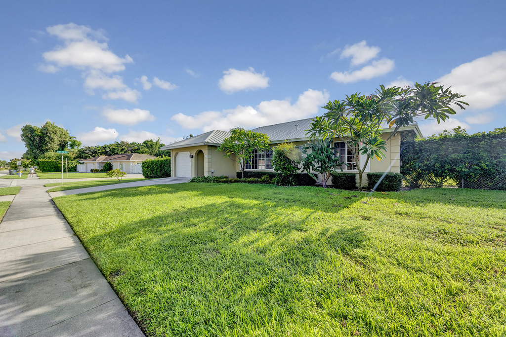 1100 Sw 12th Avenue - Photo 10