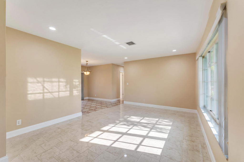 1100 Sw 12th Avenue - Photo 13