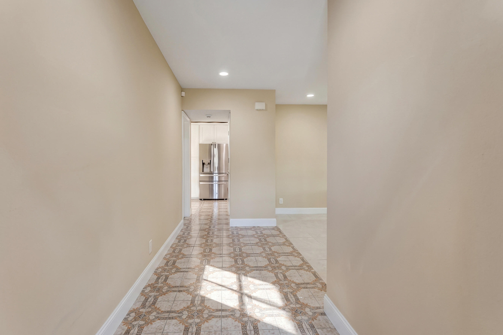 1100 Sw 12th Avenue - Photo 12