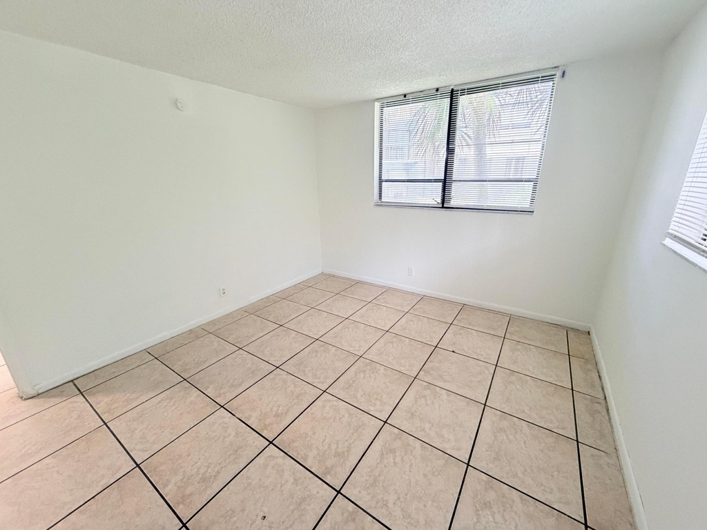 1720 N Congress Avenue - Photo 6