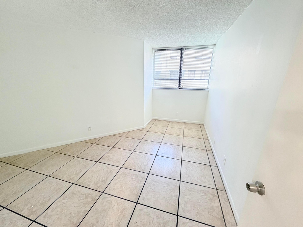 1720 N Congress Avenue - Photo 9