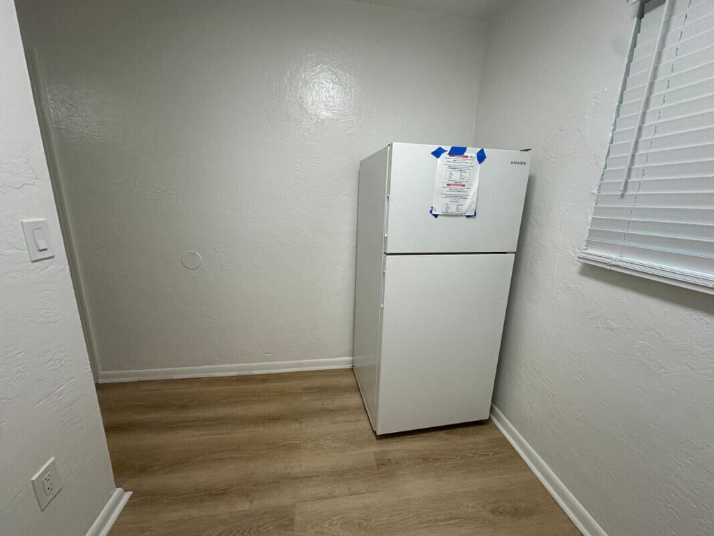 3631 Thomas Avenue - Photo 6