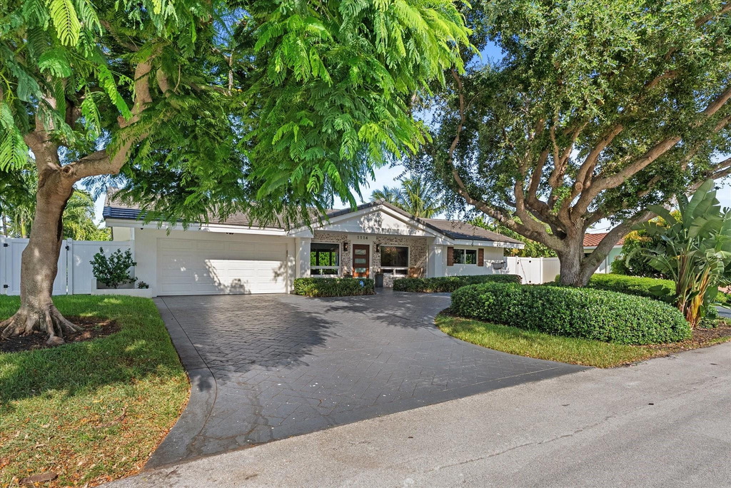 1114 Se 14th Avenue - Photo 2