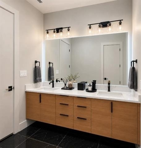 939 N Buckner Boulevard - Photo 13