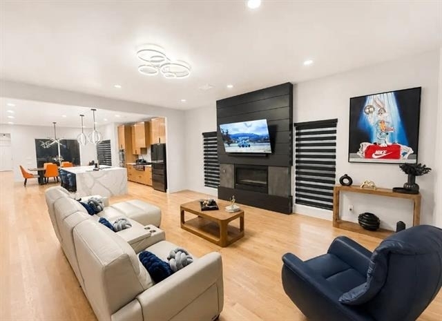 939 N Buckner Boulevard - Photo 7