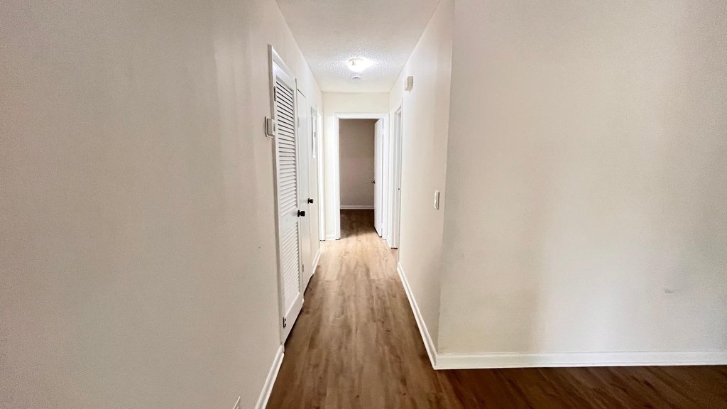 126 S D Street - Photo 10