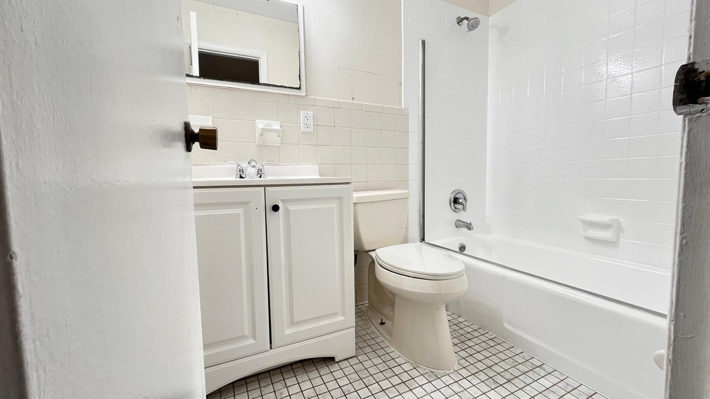 126 S D Street - Photo 3