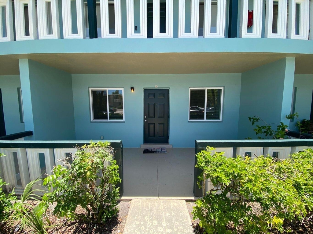 306 E Ocean Avenue - Photo 1