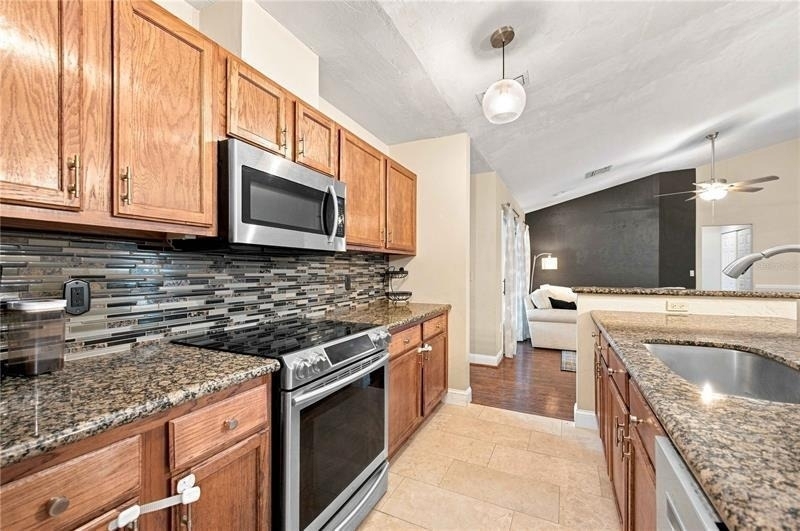 3438 Nw 104th Way - Photo 10