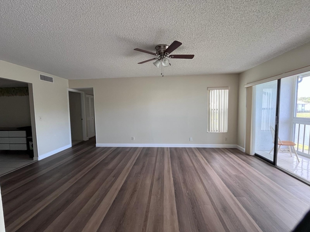 1002 Green Pine Boulevard - Photo 18