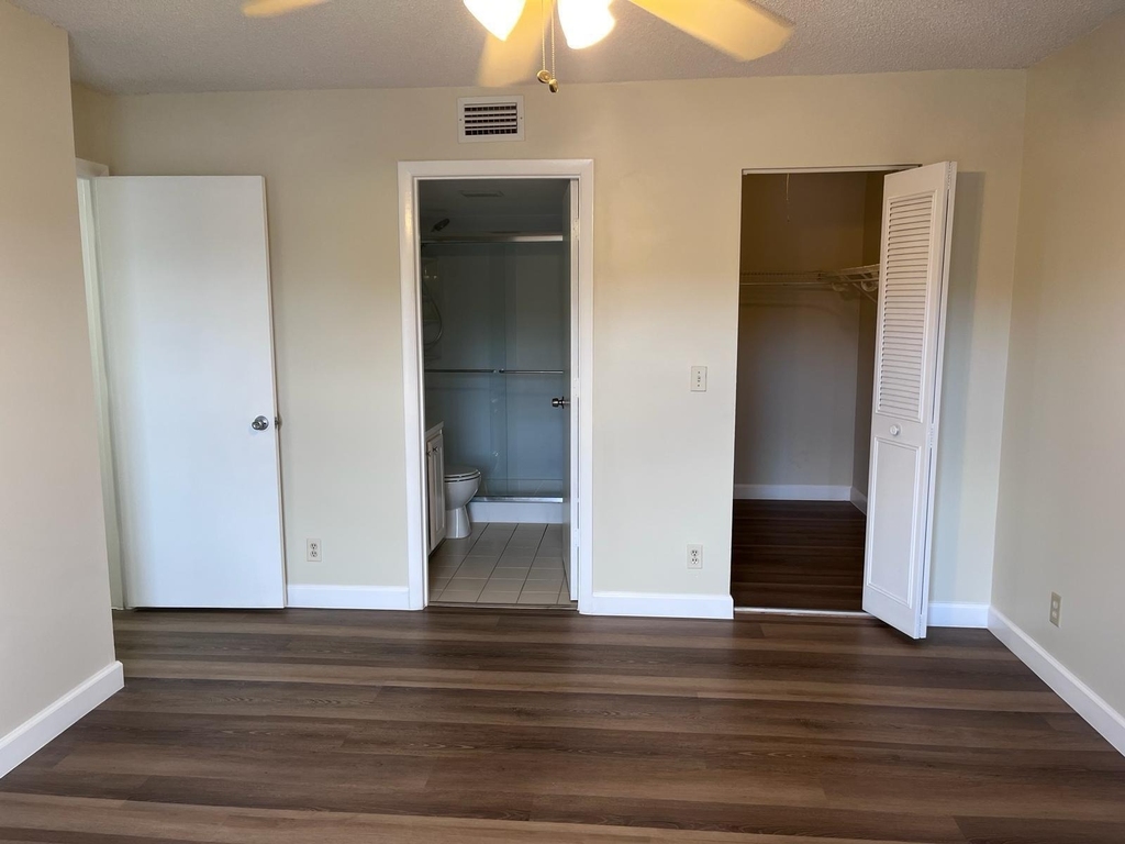 1002 Green Pine Boulevard - Photo 7