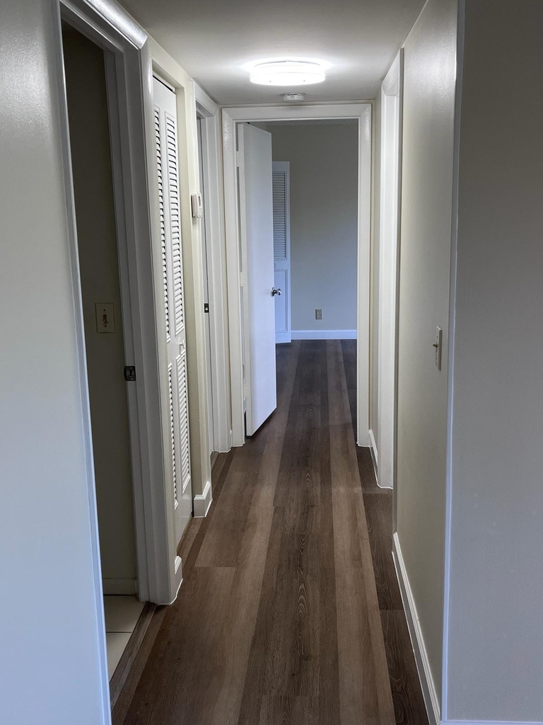1002 Green Pine Boulevard - Photo 4