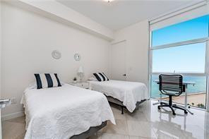 18101 Collins Avenue - Photo 15