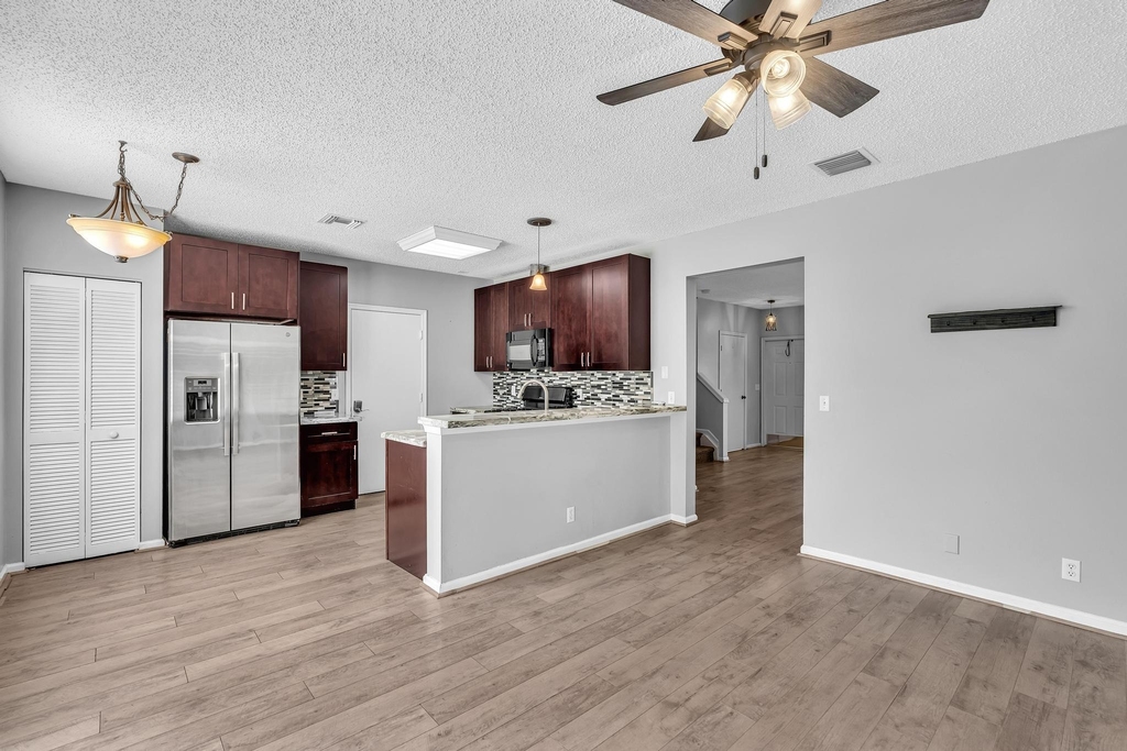 10881 Sea Hibiscus Lane - Photo 13