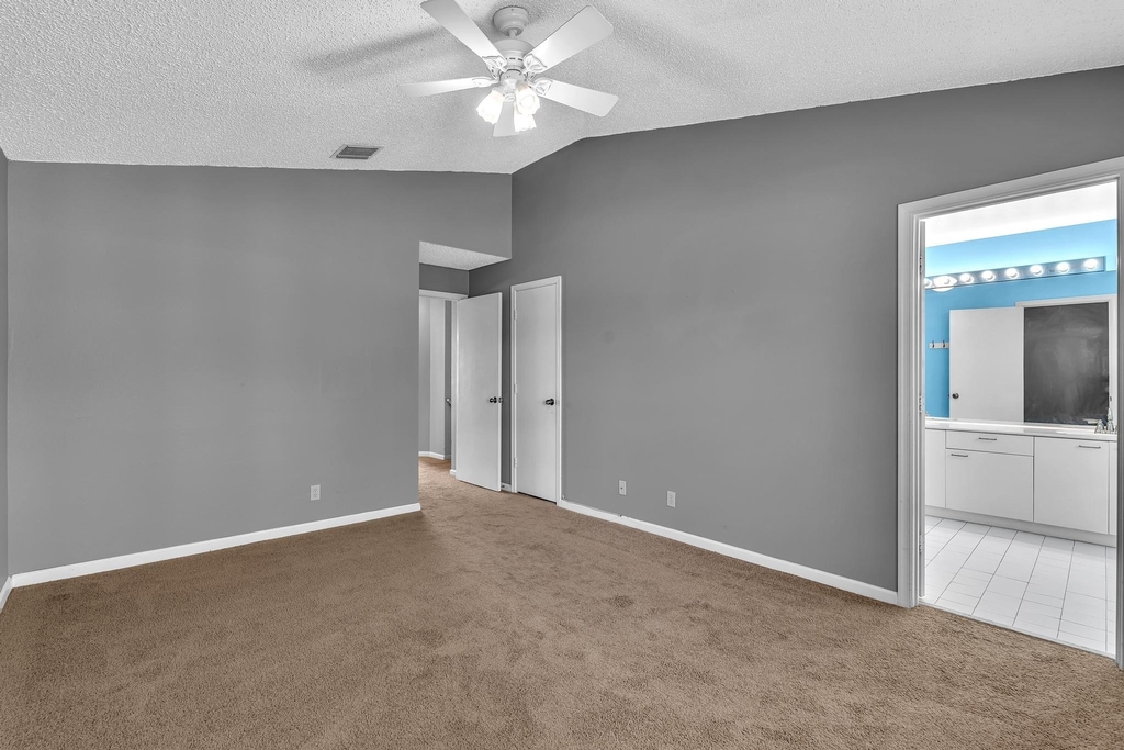 10881 Sea Hibiscus Lane - Photo 28