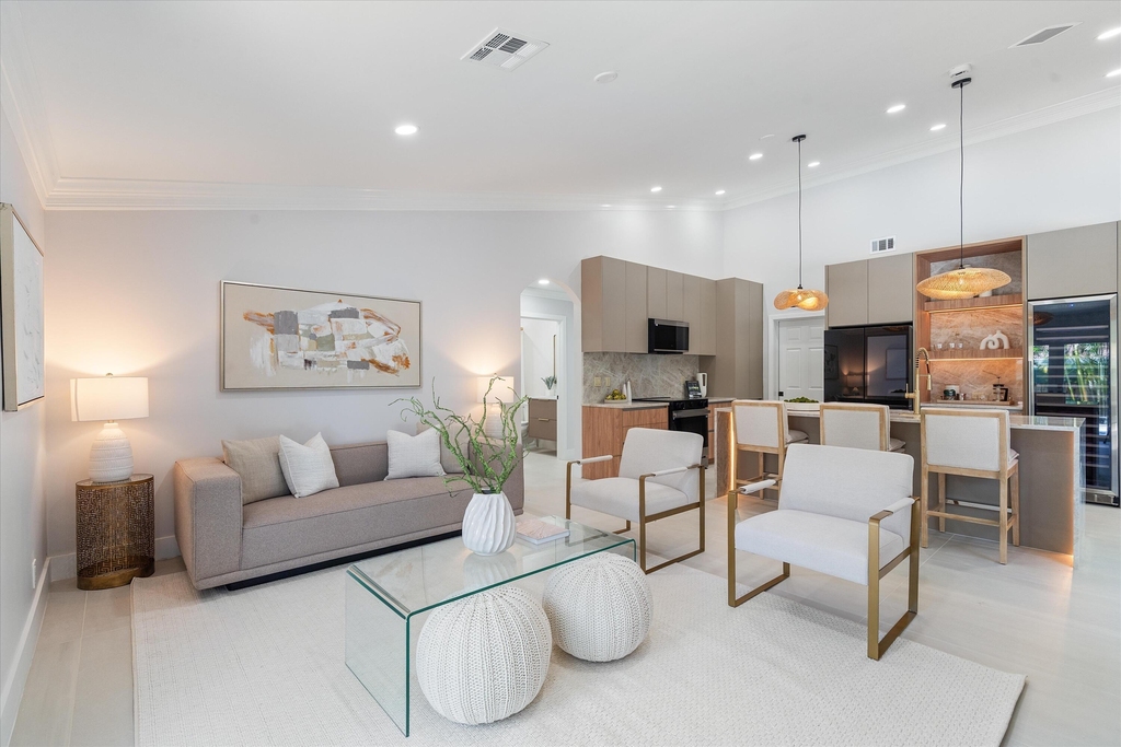 1132 Ne 3rd Avenue - Photo 11