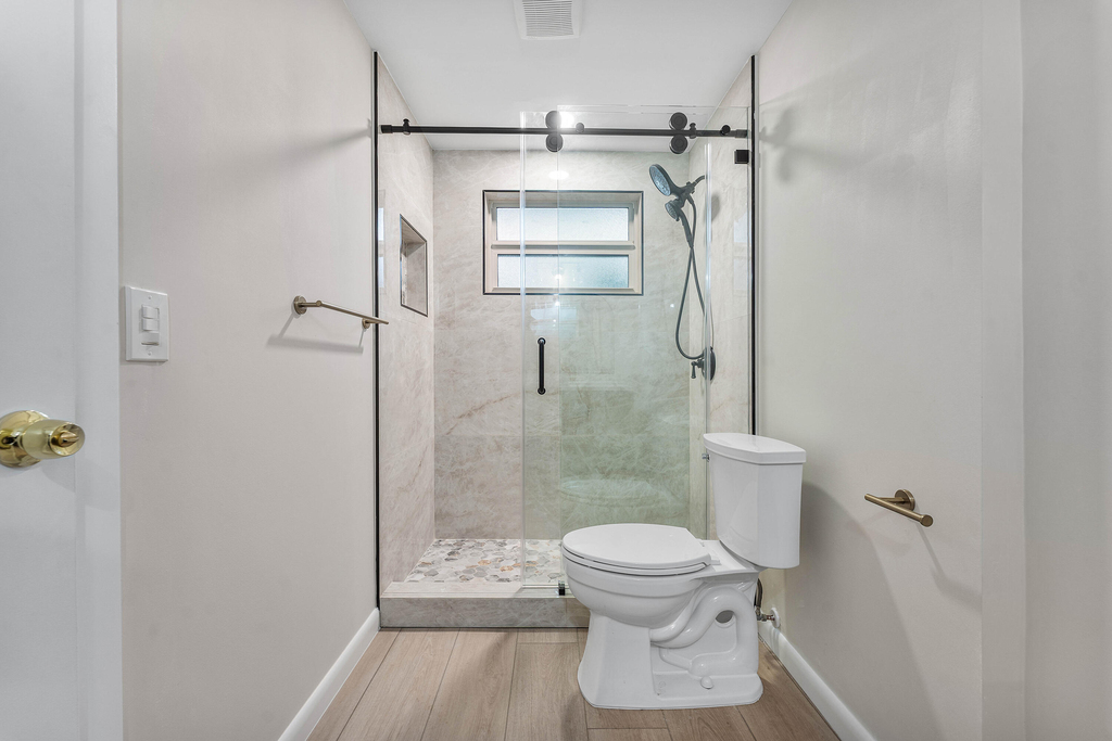 1212 Se 2nd Court - Photo 12