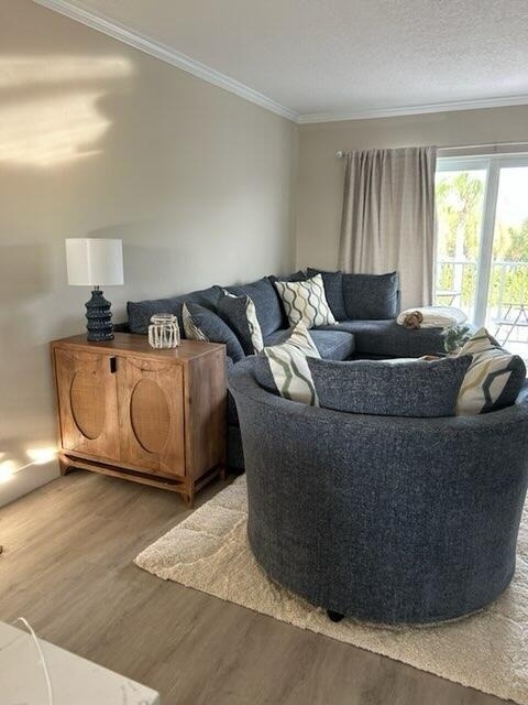 311 E Ocean Avenue - Photo 3