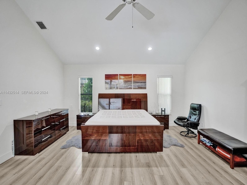 4495 Woodfield Boulevard - Photo 17