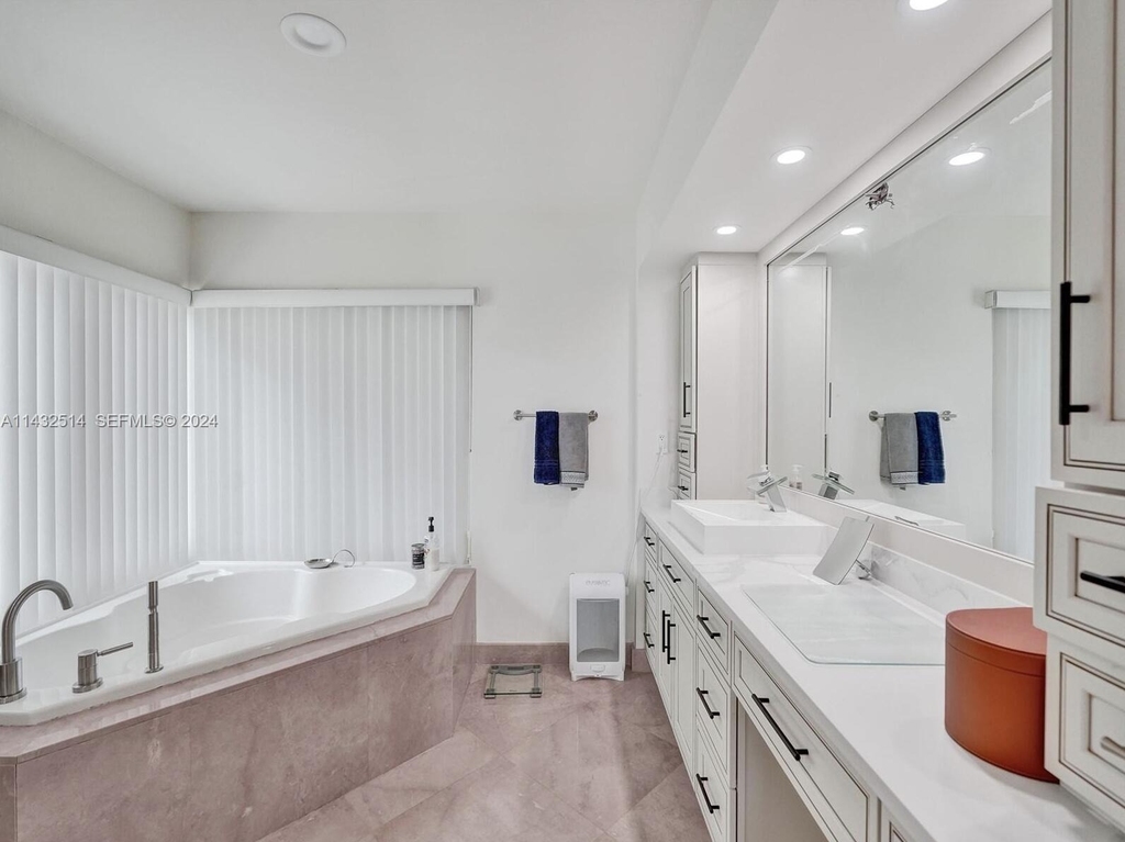 4495 Woodfield Boulevard - Photo 20