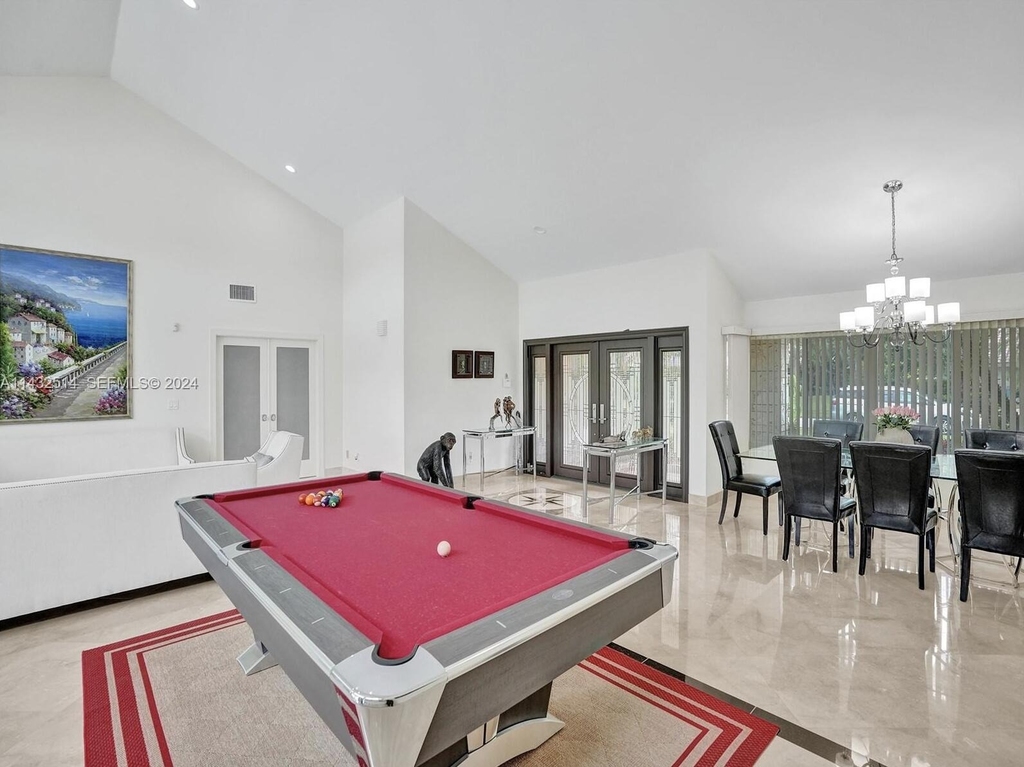 4495 Woodfield Boulevard - Photo 0