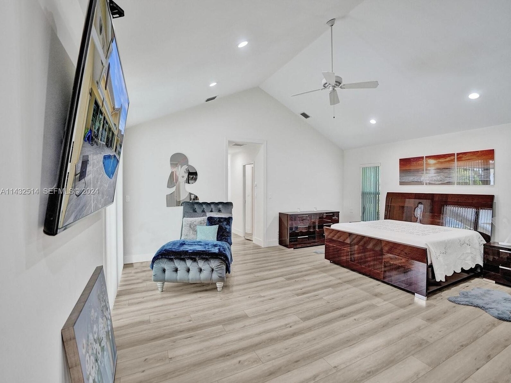 4495 Woodfield Boulevard - Photo 16