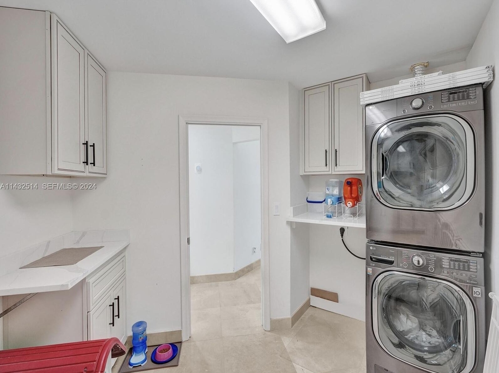 4495 Woodfield Boulevard - Photo 34